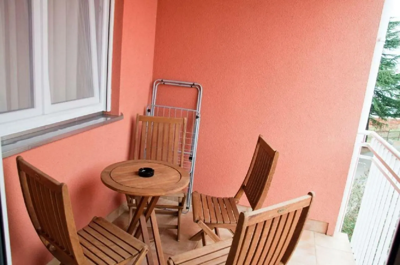 Roza Apartment Novigrad Istria